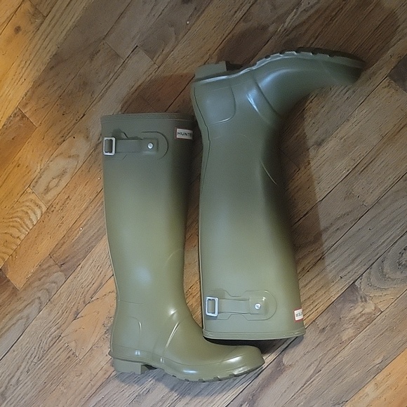 Hunter Boots - Picture 6 of 11